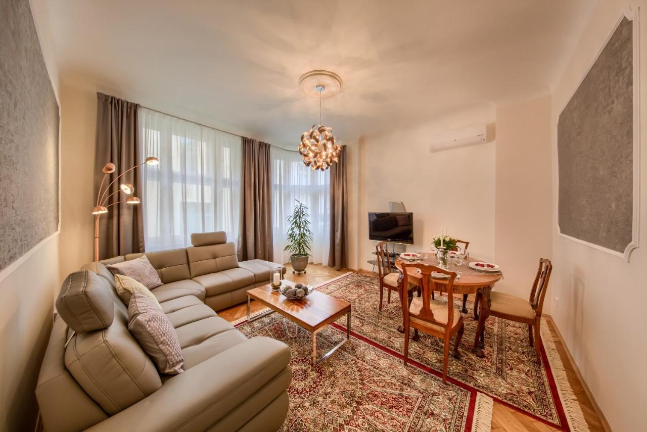Pragueone Apartment,A/C,Terrace Exterior photo